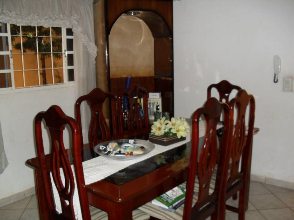 Alugar Casa / Padrão em São José do Rio Preto R$ 900,00 - Foto 8