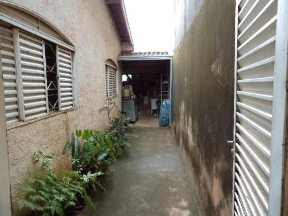 Comprar Casa / Padrão em São José do Rio Preto R$ 450.000,00 - Foto 12