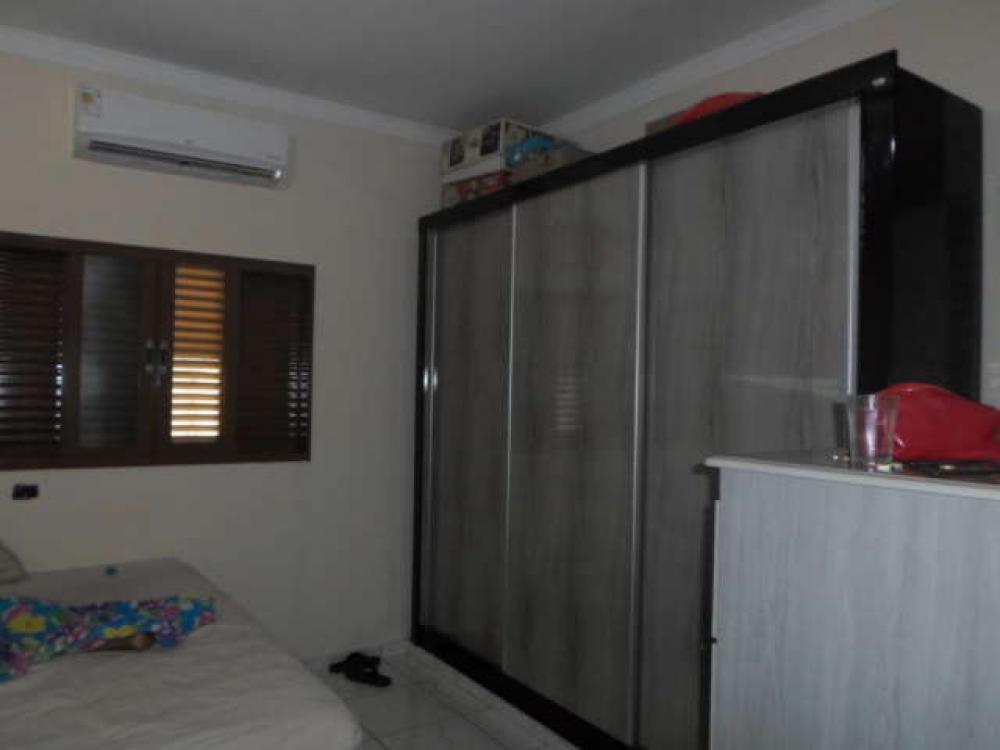 Comprar Casa / Padrão em São José do Rio Preto R$ 290.000,00 - Foto 2