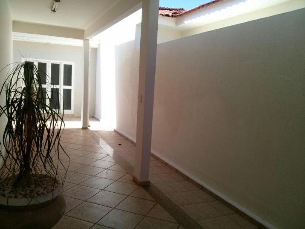 Comprar Casa / Padrão em Nhandeara R$ 630.000,00 - Foto 8