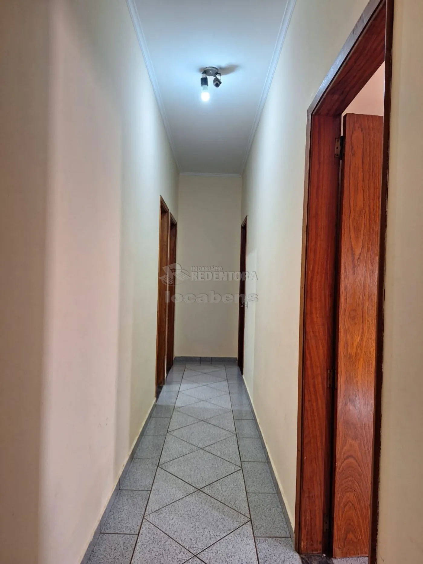 Comprar Casa / Padrão em São José do Rio Preto R$ 400.000,00 - Foto 5