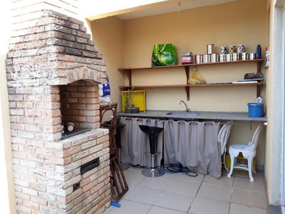 Comprar Apartamento / Padrão em São José do Rio Preto R$ 240.000,00 - Foto 4