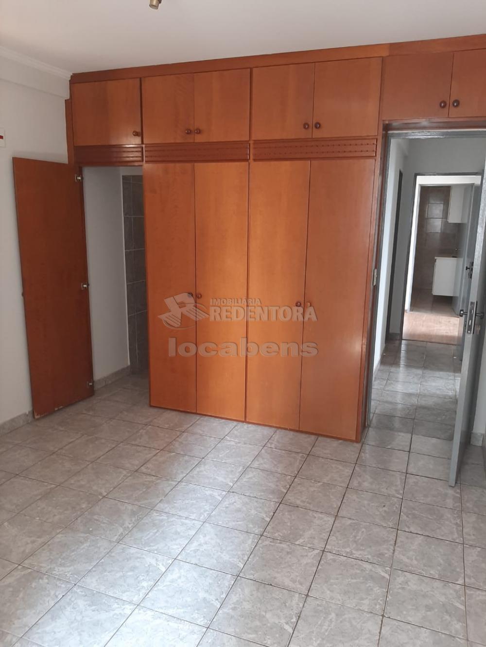 Alugar Apartamento / Padrão em São José do Rio Preto R$ 1.000,00 - Foto 15