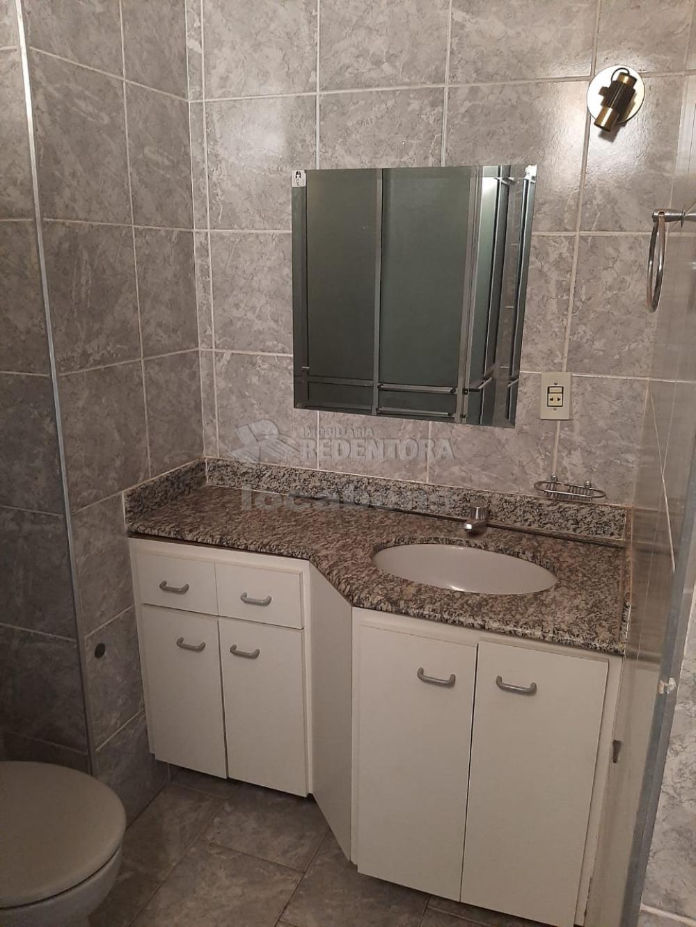 Alugar Apartamento / Padrão em São José do Rio Preto R$ 1.000,00 - Foto 16