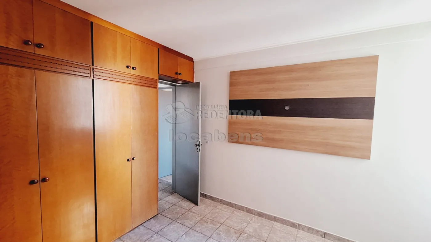 Alugar Apartamento / Padrão em São José do Rio Preto R$ 1.000,00 - Foto 17