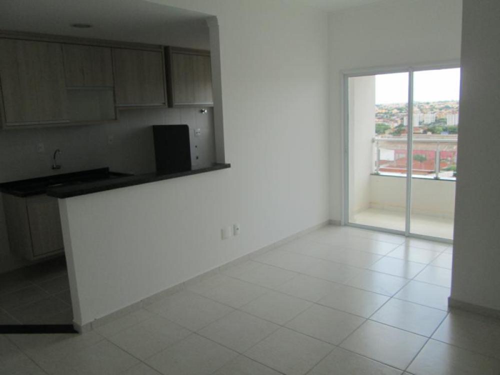 Comprar Apartamento / Padrão em São José do Rio Preto R$ 320.000,00 - Foto 4