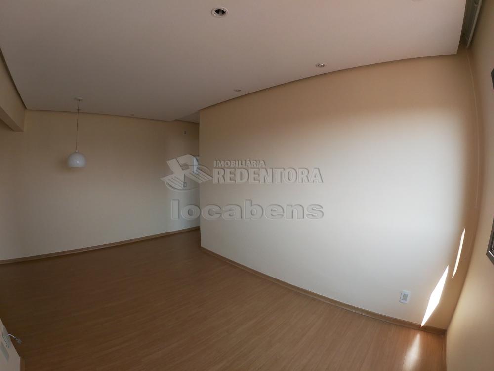 Alugar Apartamento / Padrão em São José do Rio Preto R$ 1.300,00 - Foto 4