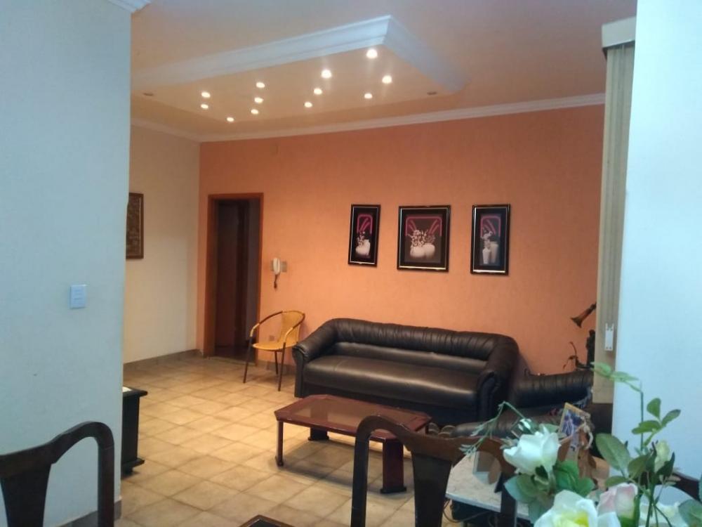 Alugar Casa / Padrão em São José do Rio Preto R$ 3.800,00 - Foto 1
