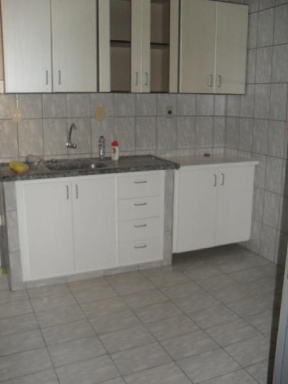 Apartamento à venda com 3 quartos, 82m² - Foto 8