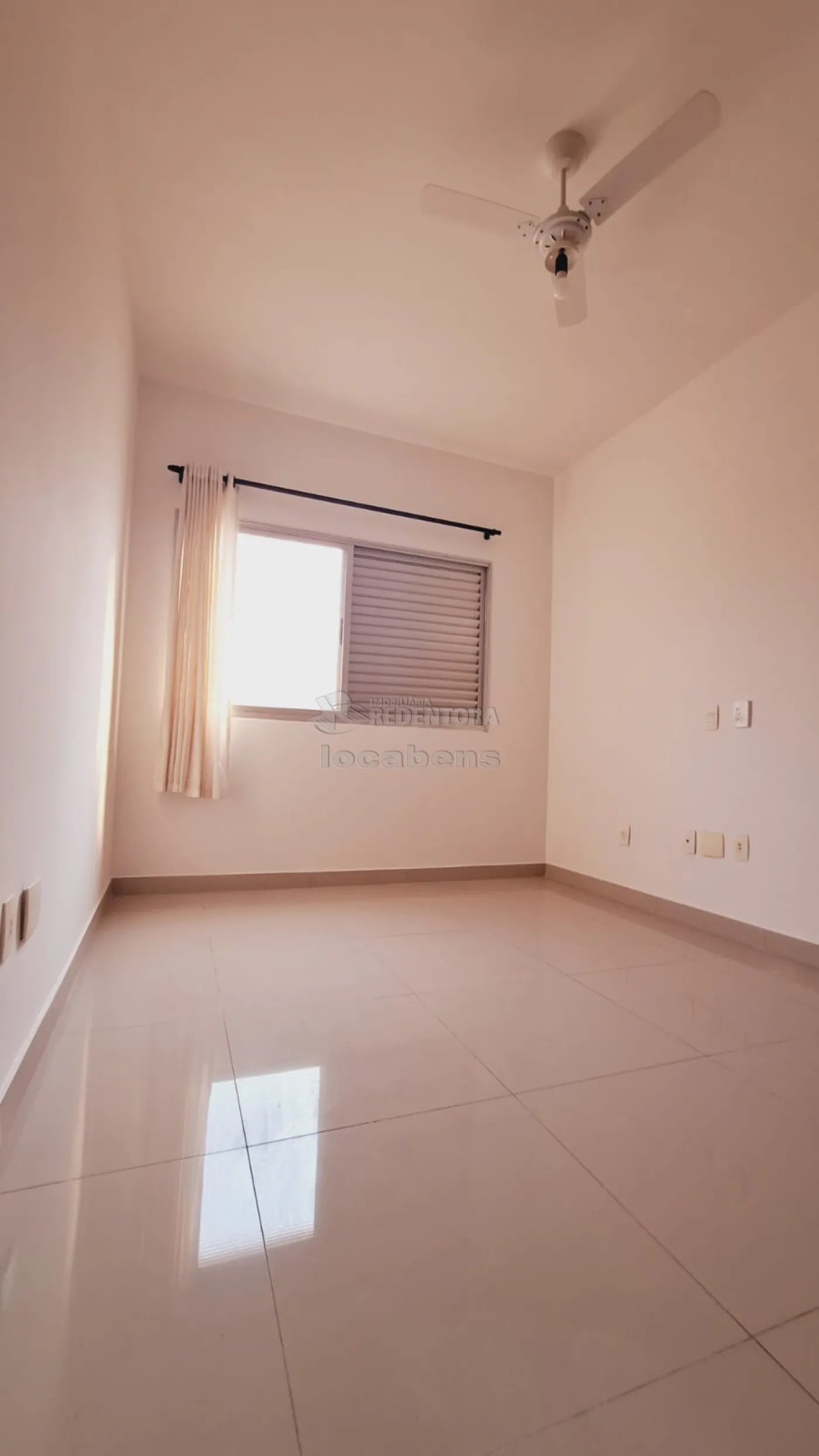 Comprar Apartamento / Padrão em São José do Rio Preto apenas R$ 320.000,00 - Foto 1