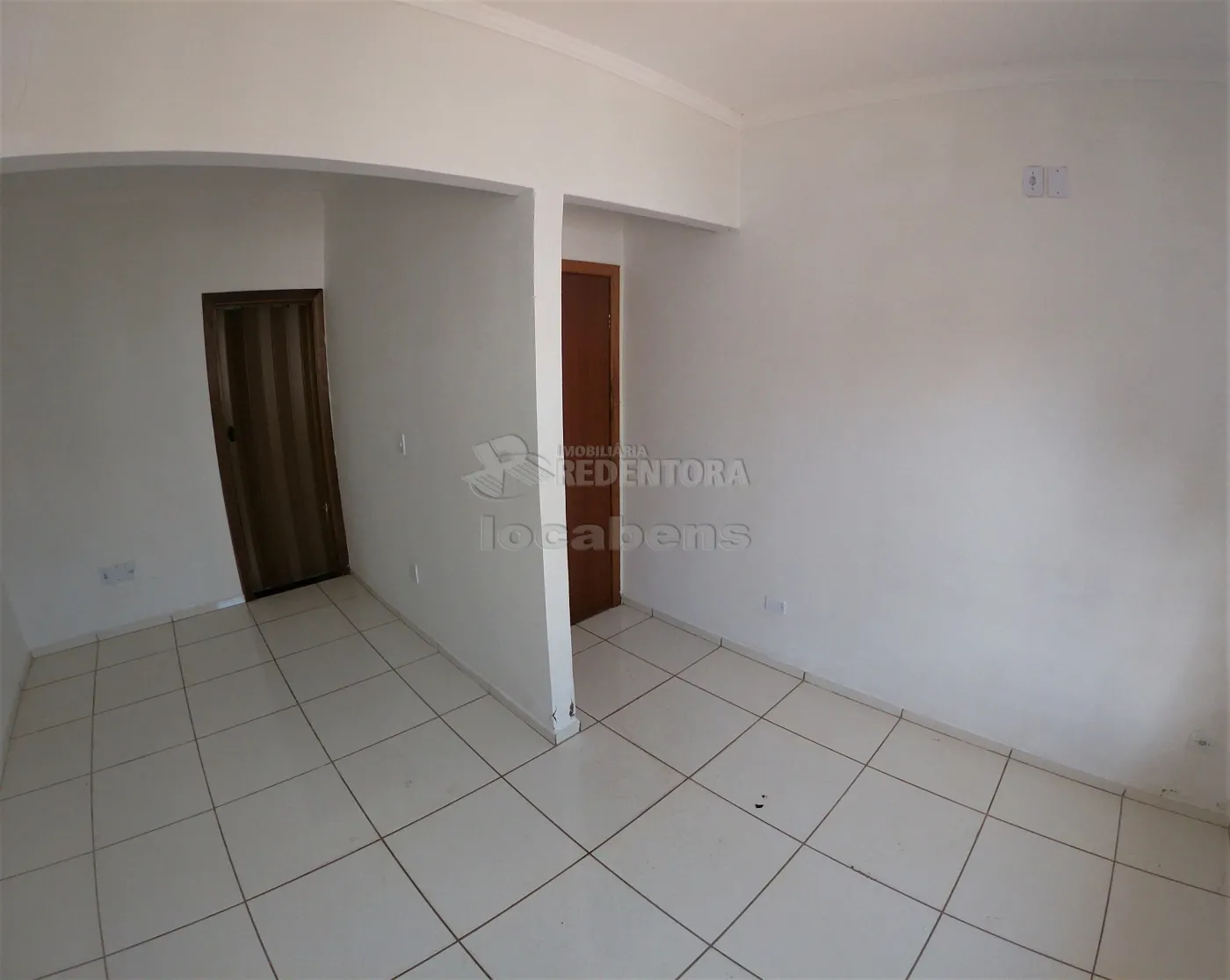 Alugar Casa / Padrão em São José do Rio Preto R$ 1.400,00 - Foto 10