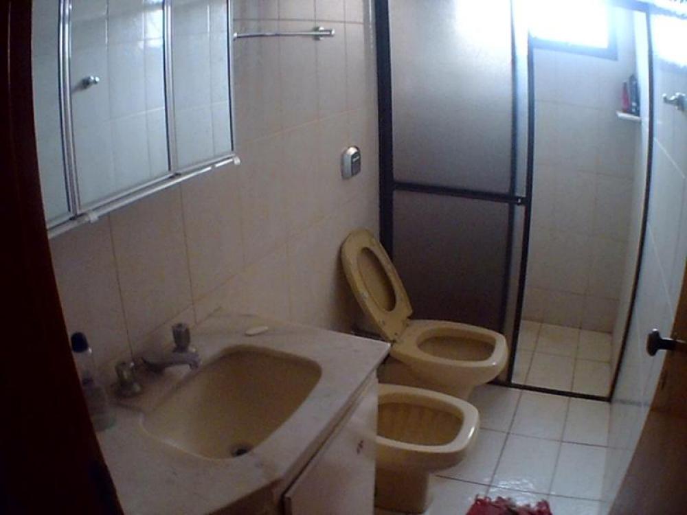 Alugar Apartamento / Padrão em São José do Rio Preto R$ 1.200,00 - Foto 6