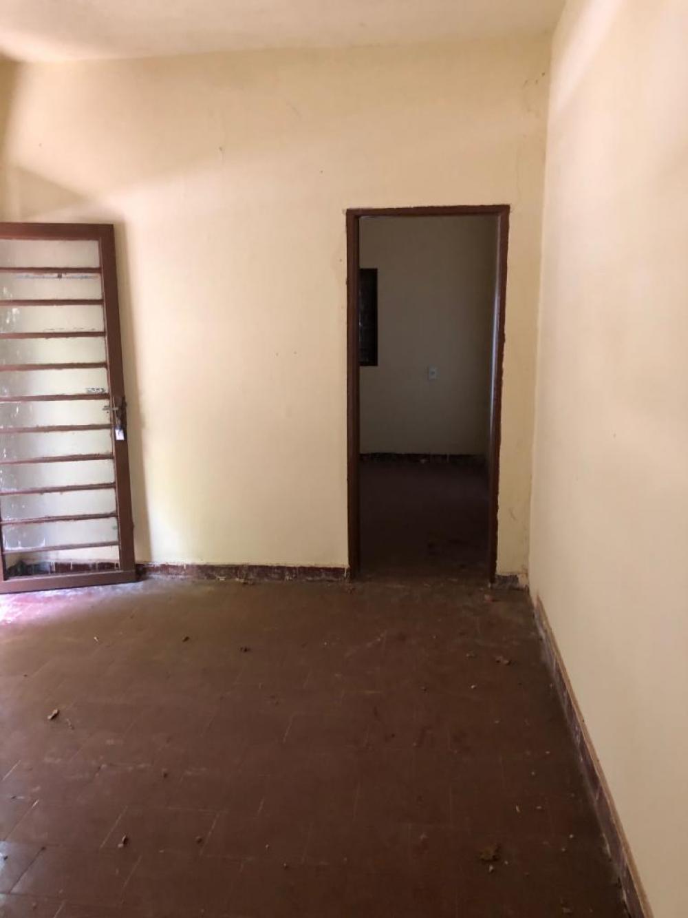 Alugar Casa / Padrão em São José do Rio Preto apenas R$ 850,00 - Foto 1