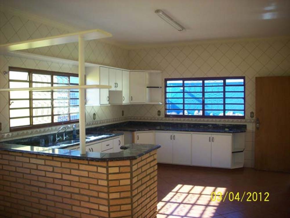 Alugar Casa / Padrão em São José do Rio Preto apenas R$ 2.500,00 - Foto 4