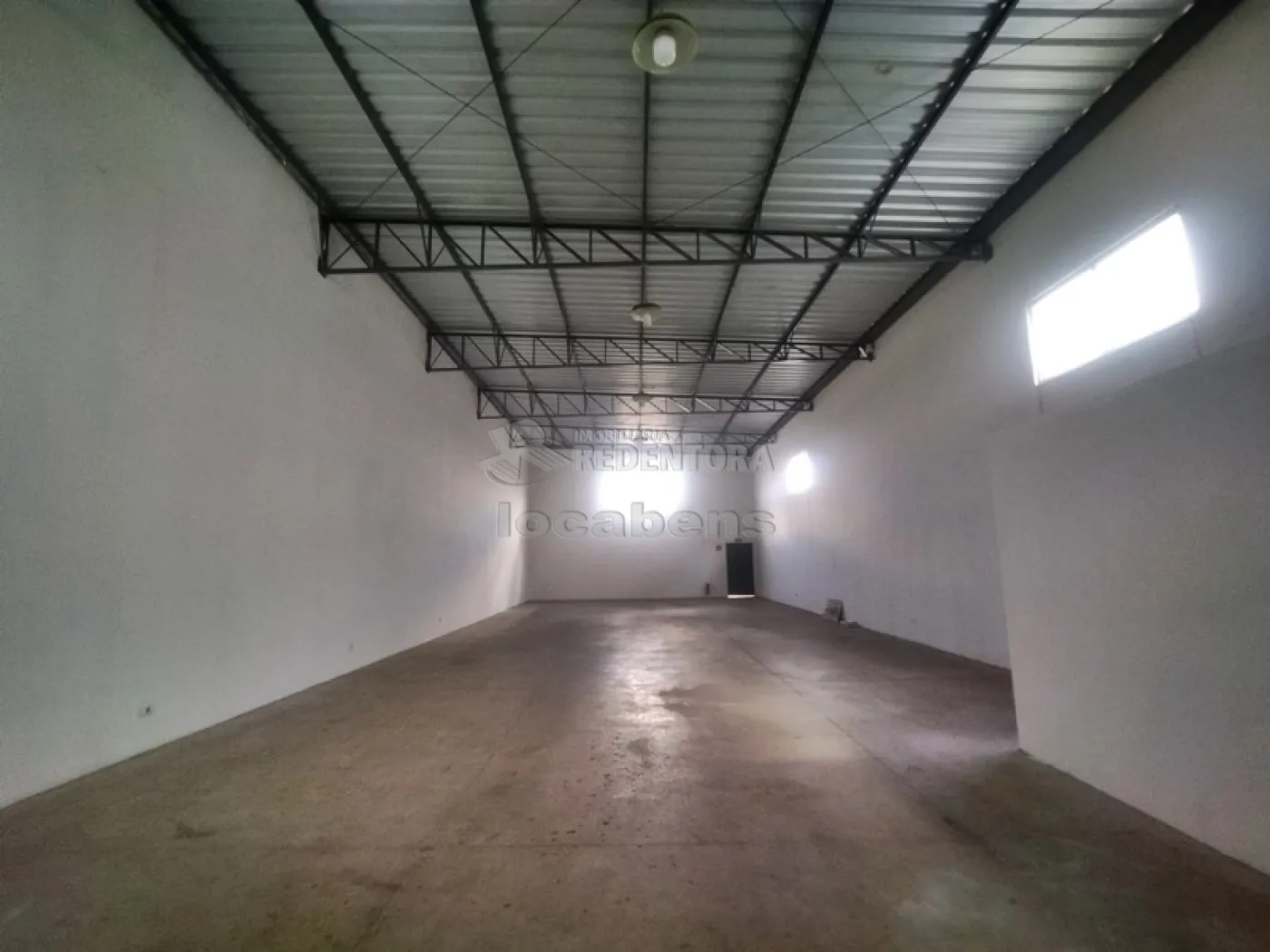 Alugar Comercial / Salão em São José do Rio Preto R$ 5.500,00 - Foto 4