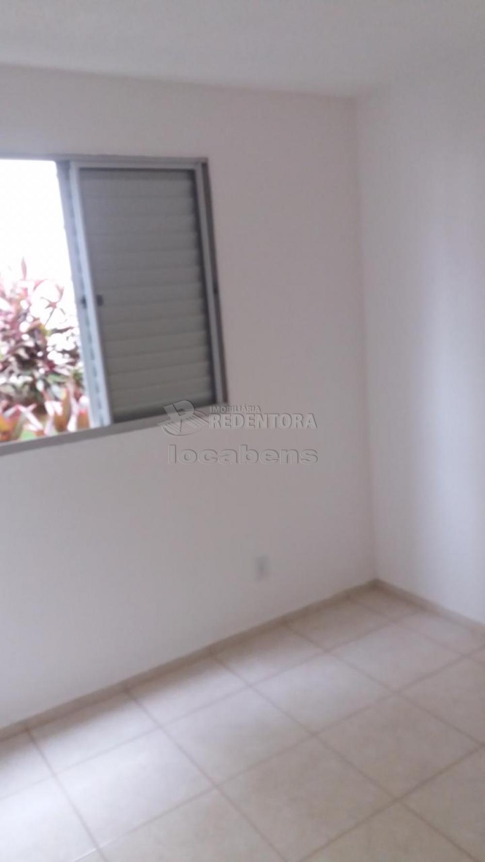 Comprar Apartamento / Padrão em São José do Rio Preto apenas R$ 150.000,00 - Foto 2