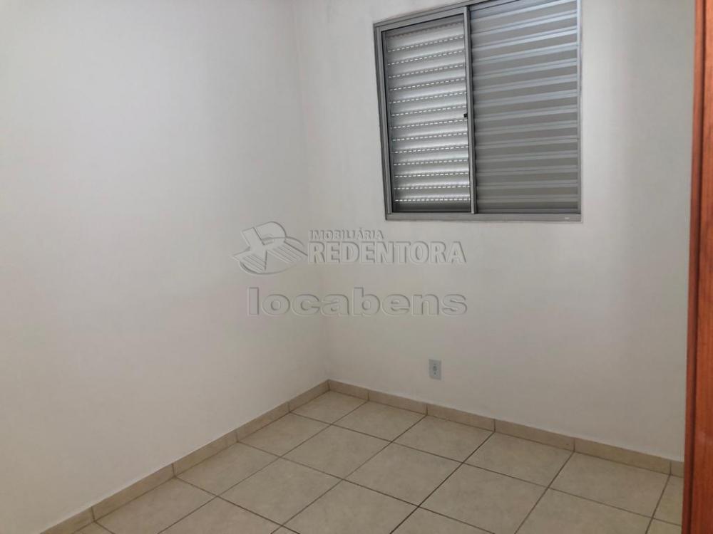 Alugar Apartamento / Padrão em São José do Rio Preto R$ 800,00 - Foto 5