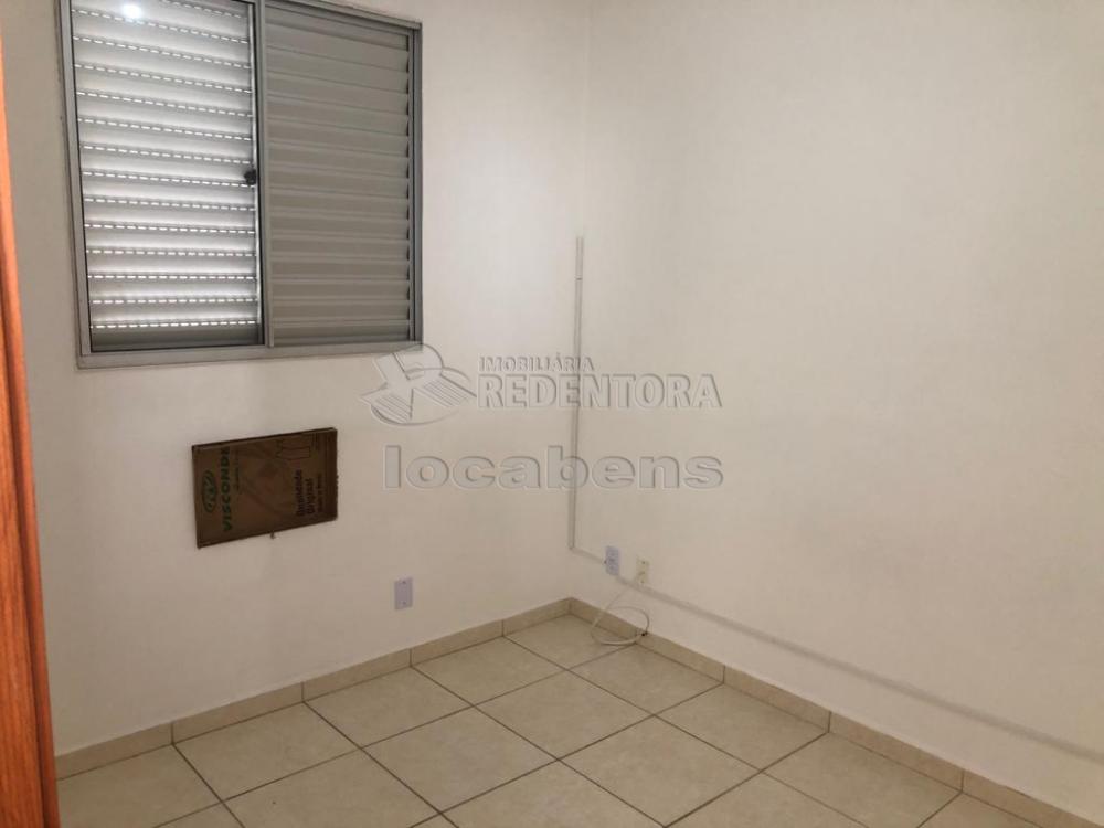 Alugar Apartamento / Padrão em São José do Rio Preto R$ 800,00 - Foto 7