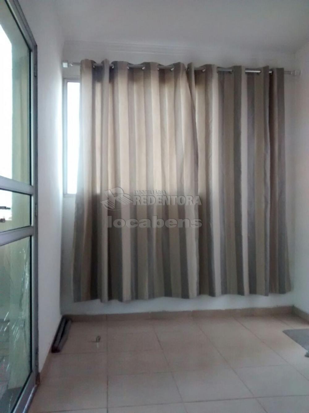 Comprar Apartamento / Cobertura em São José do Rio Preto R$ 230.000,00 - Foto 5