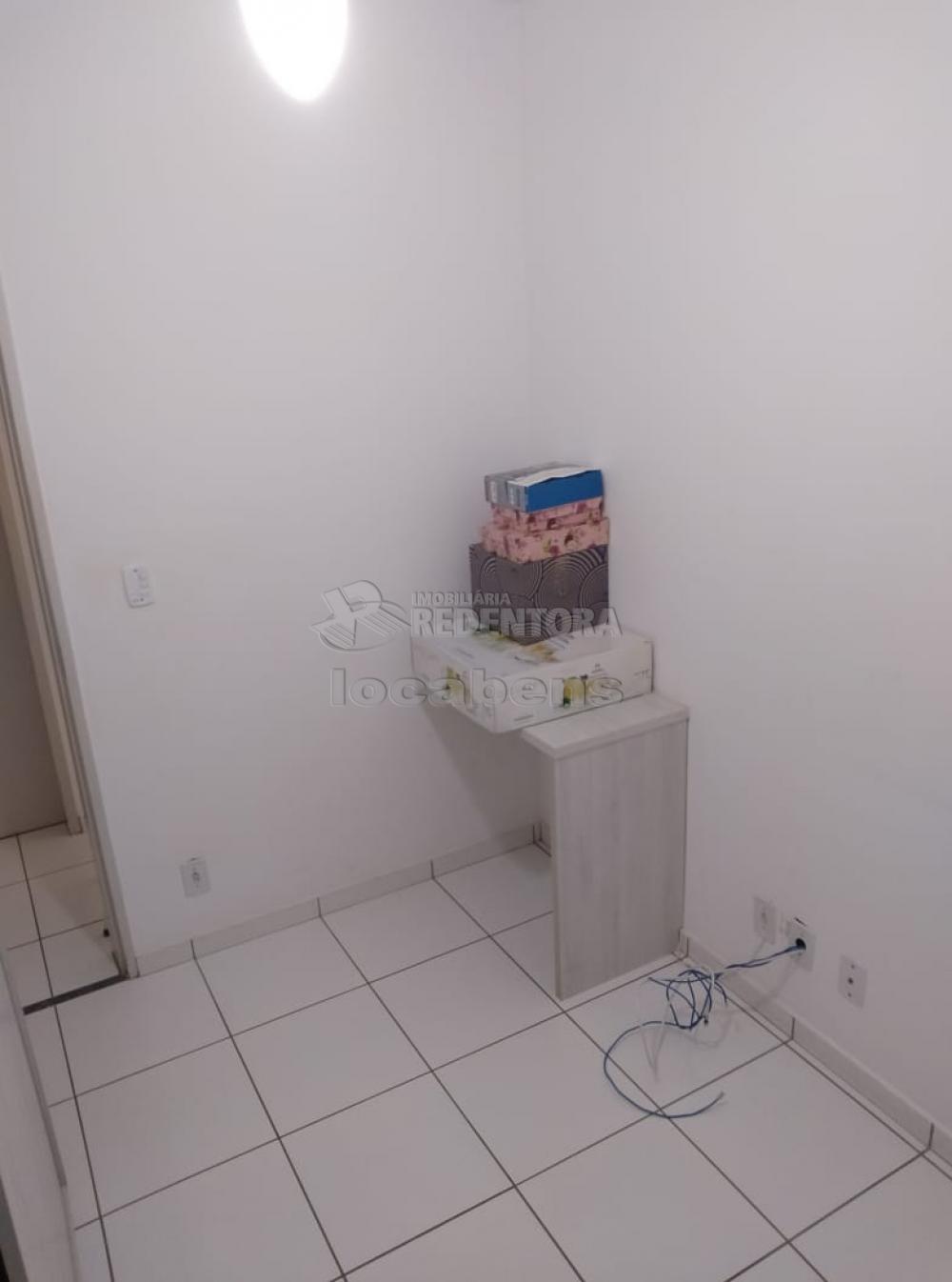 Comprar Apartamento / Padrão em São José do Rio Preto R$ 210.000,00 - Foto 14