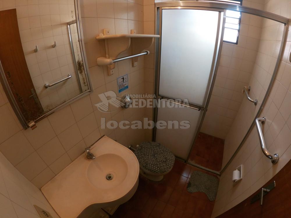 Alugar Apartamento / Padrão em São José do Rio Preto R$ 1.300,00 - Foto 12