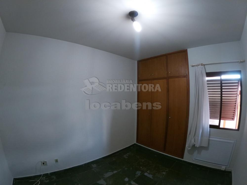 Alugar Apartamento / Padrão em São José do Rio Preto R$ 1.300,00 - Foto 13