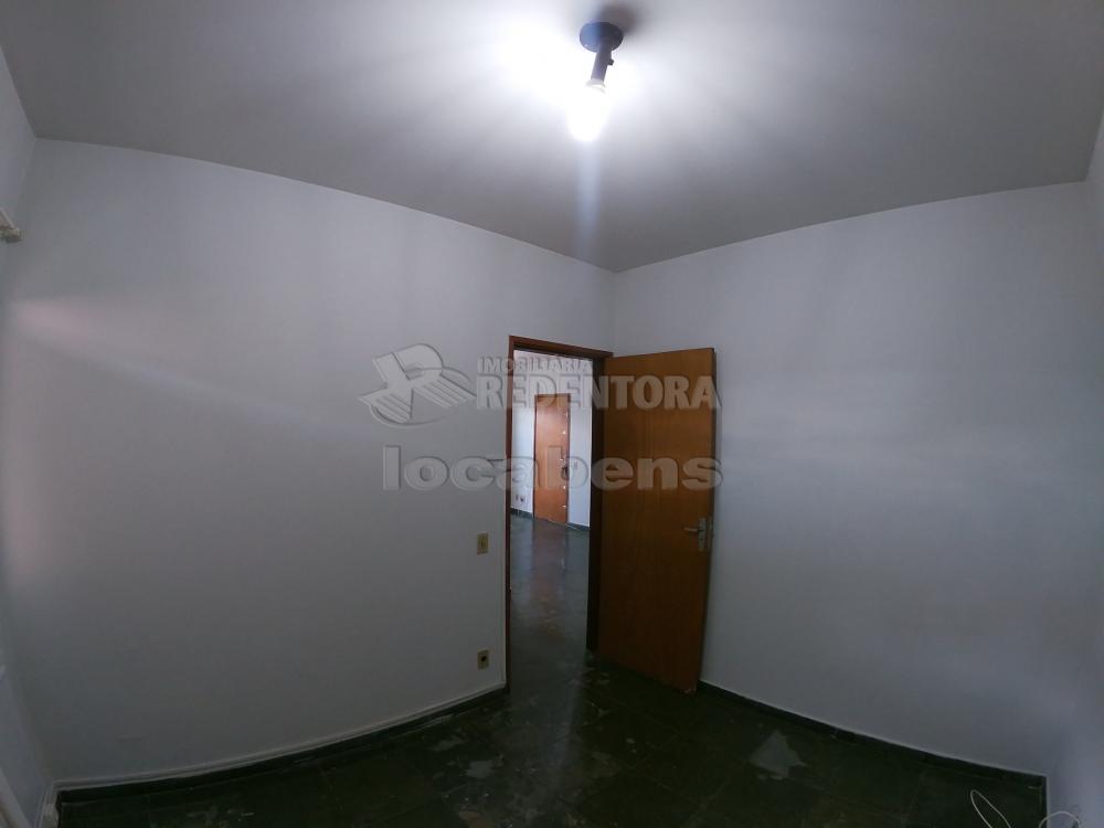 Alugar Apartamento / Padrão em São José do Rio Preto R$ 1.300,00 - Foto 15