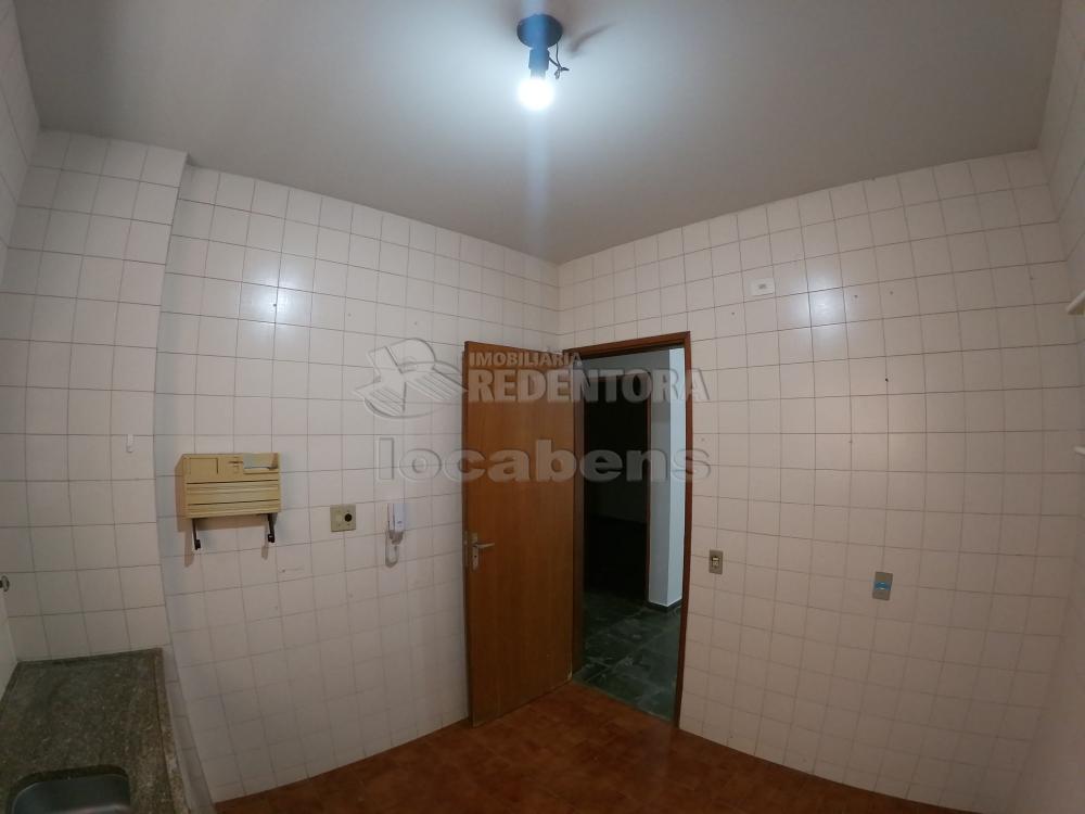 Alugar Apartamento / Padrão em São José do Rio Preto R$ 1.300,00 - Foto 18