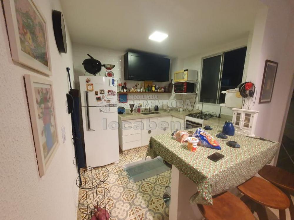 Comprar Apartamento / Padrão em São José do Rio Preto R$ 195.000,00 - Foto 5