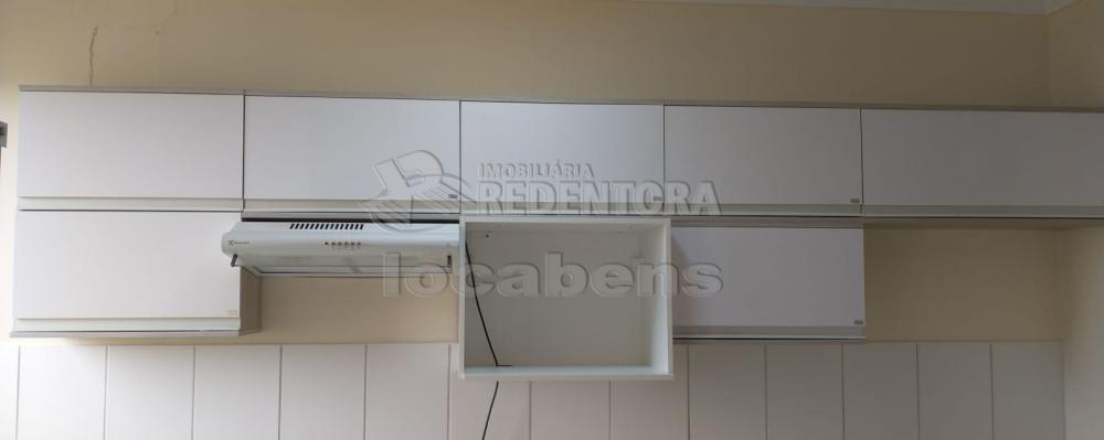 Alugar Apartamento / Padrão em São José do Rio Preto R$ 647,00 - Foto 17