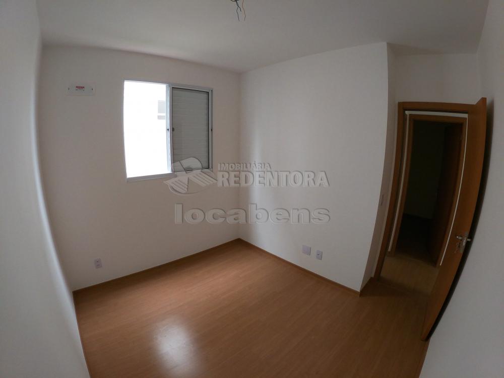 Alugar Apartamento / Padrão em São José do Rio Preto R$ 700,00 - Foto 9