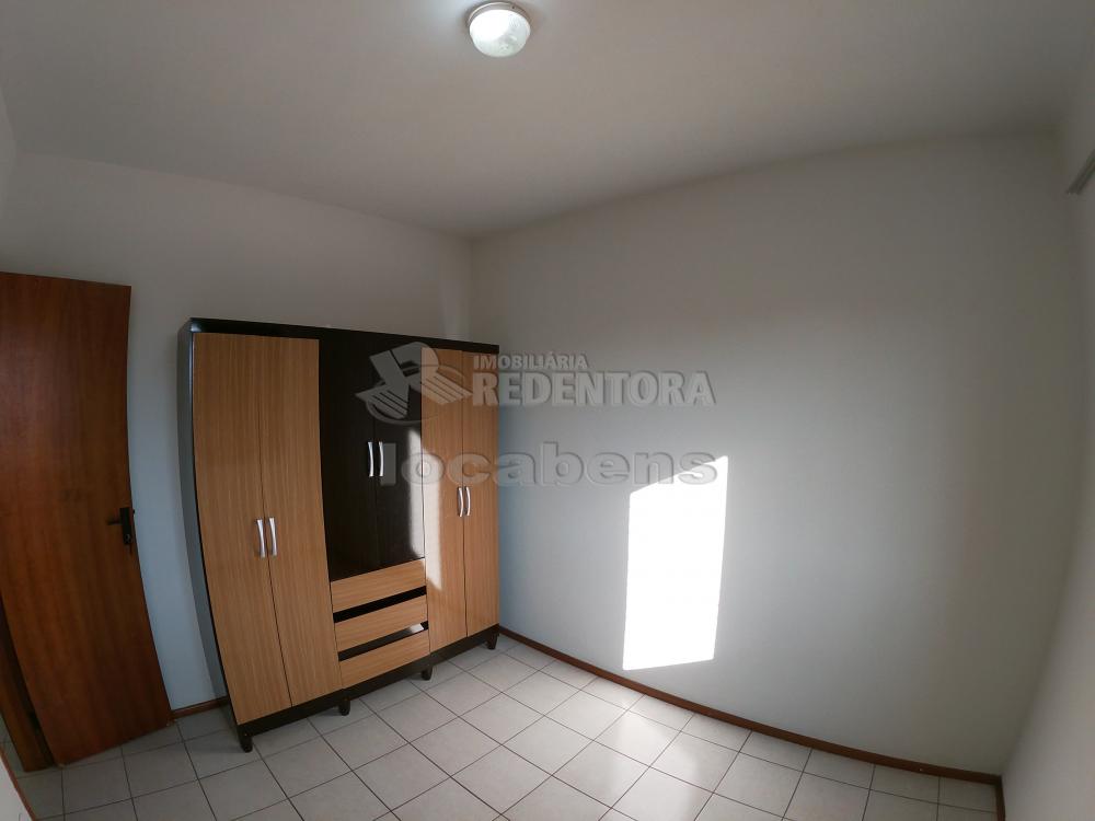 Alugar Apartamento / Padrão em São José do Rio Preto R$ 1.000,00 - Foto 10