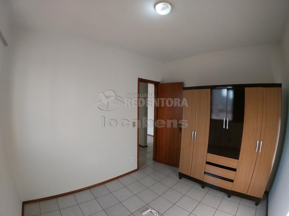 Alugar Apartamento / Padrão em São José do Rio Preto R$ 1.000,00 - Foto 11