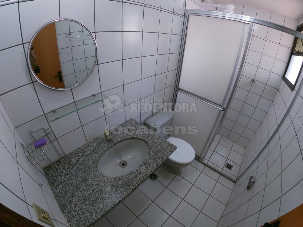 Alugar Apartamento / Padrão em São José do Rio Preto R$ 1.000,00 - Foto 17