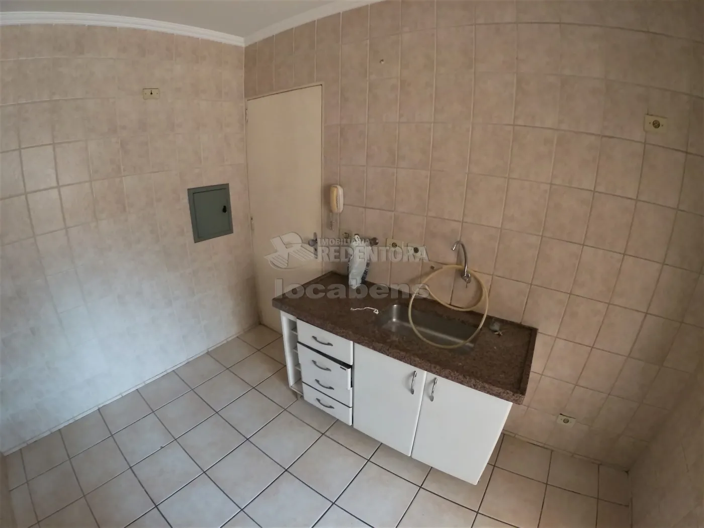 Alugar Apartamento / Padrão em São José do Rio Preto R$ 850,00 - Foto 5