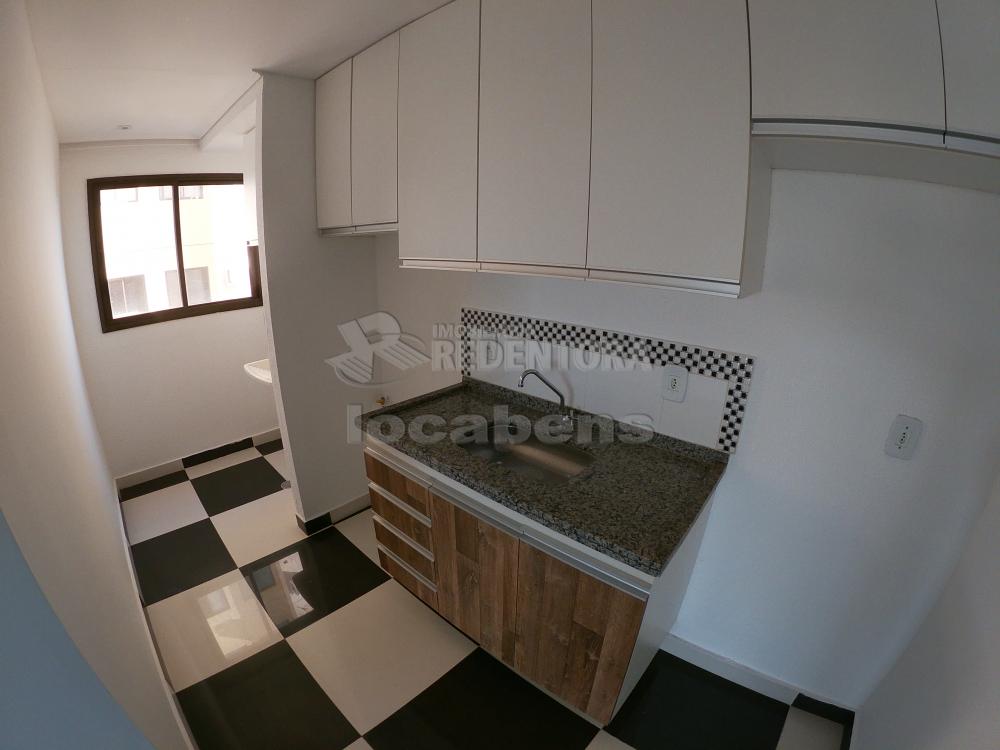 Alugar Apartamento / Padrão em São José do Rio Preto R$ 1.100,00 - Foto 2