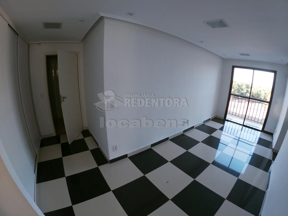 Alugar Apartamento / Padrão em São José do Rio Preto R$ 1.100,00 - Foto 12