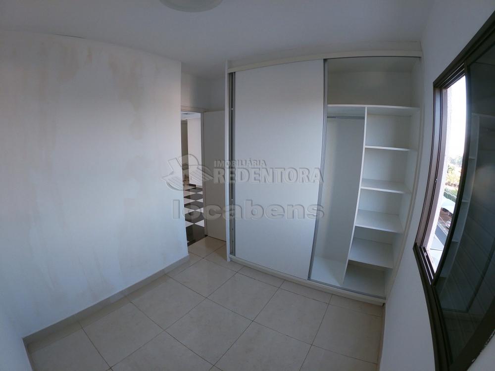 Alugar Apartamento / Padrão em São José do Rio Preto apenas R$ 1.100,00 - Foto 1