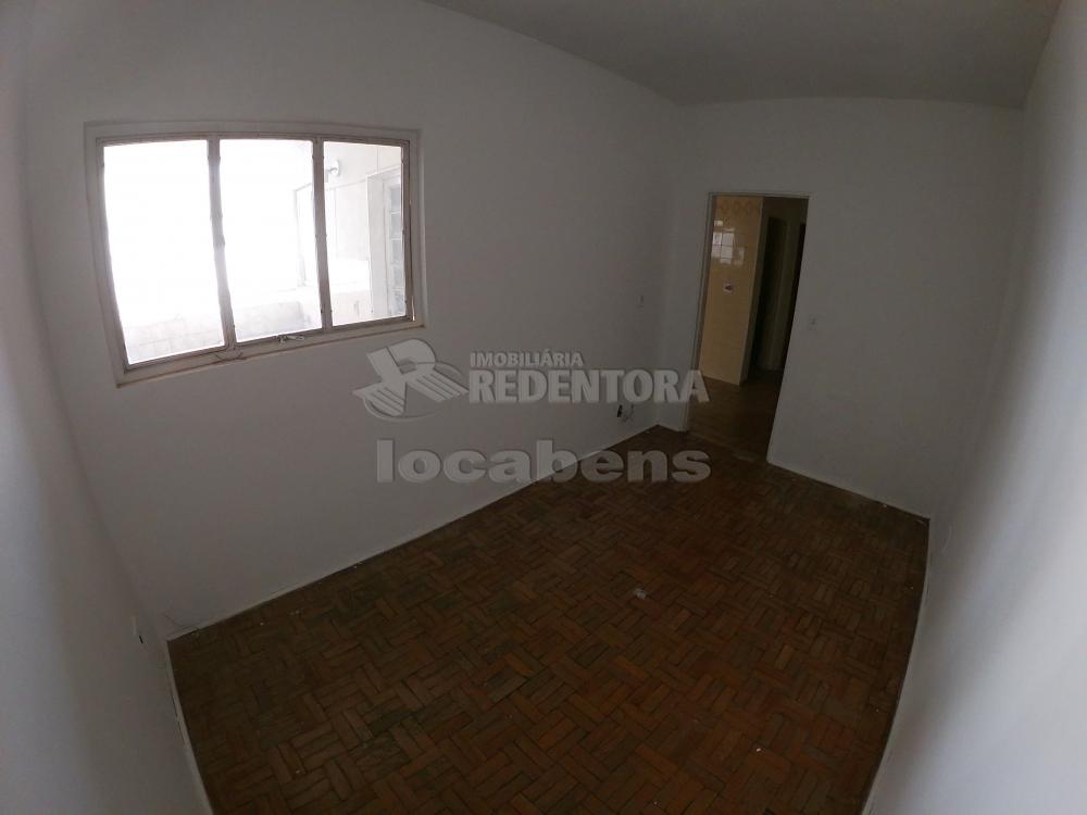 Alugar Apartamento / Padrão em São José do Rio Preto apenas R$ 650,00 - Foto 1