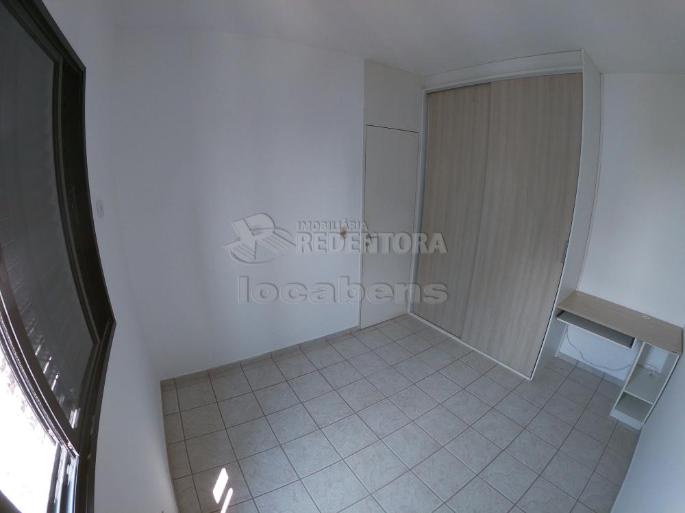 Alugar Apartamento / Padrão em São José do Rio Preto R$ 1.800,00 - Foto 14