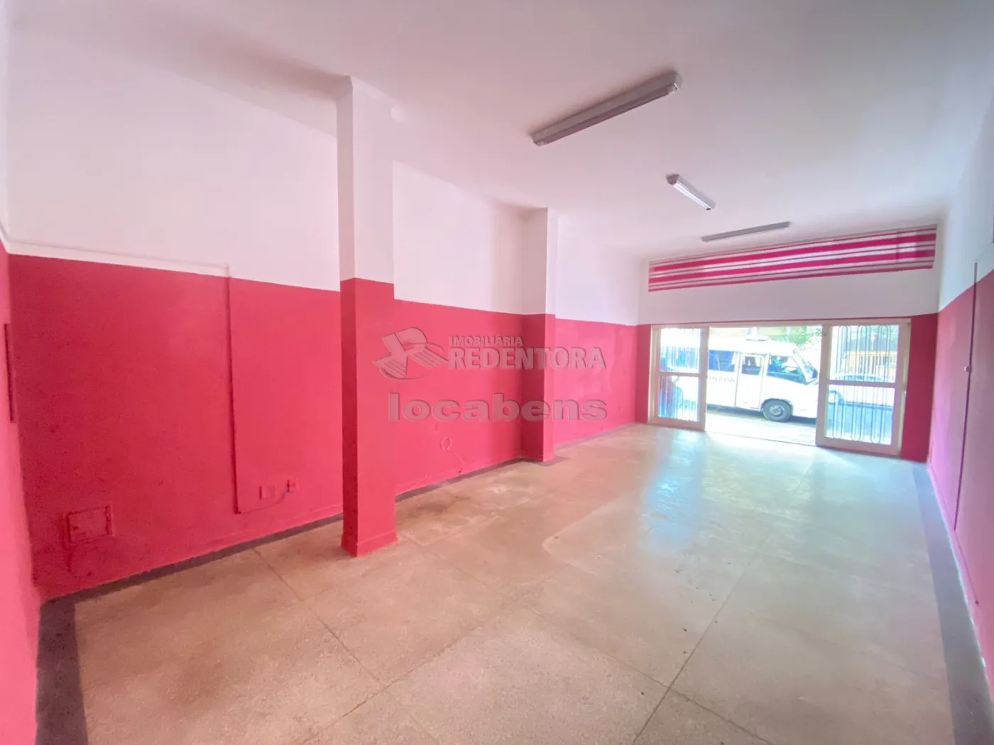 Alugar Comercial / Salão em São José do Rio Preto R$ 1.300,00 - Foto 1