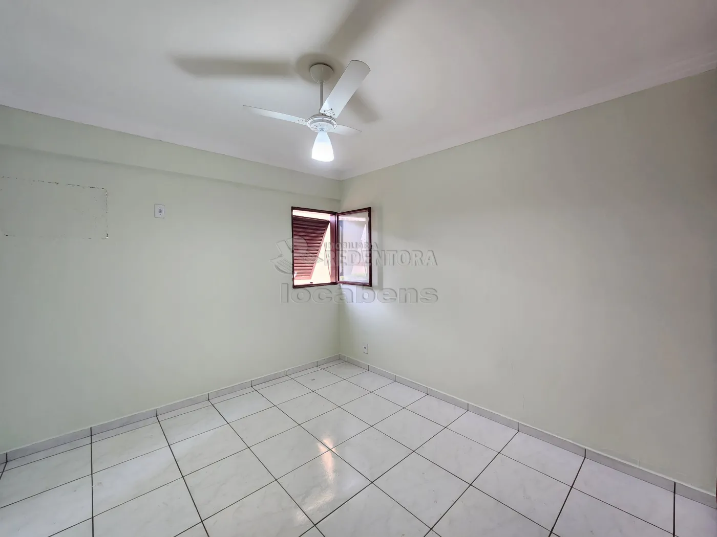 Alugar Apartamento / Padrão em São José do Rio Preto R$ 800,00 - Foto 5