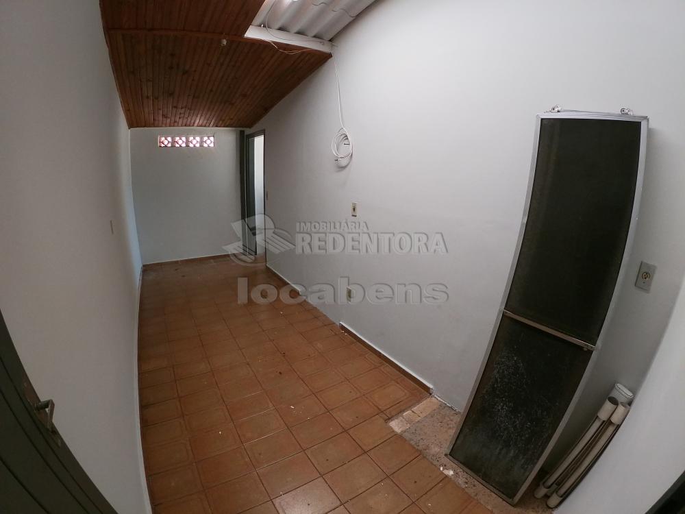 Alugar Casa / Padrão em São José do Rio Preto R$ 1.015,00 - Foto 18