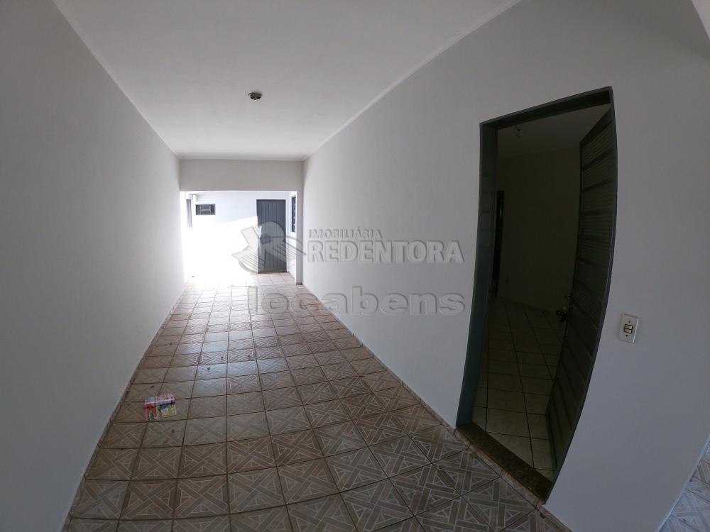 Alugar Casa / Padrão em São José do Rio Preto R$ 1.015,00 - Foto 21