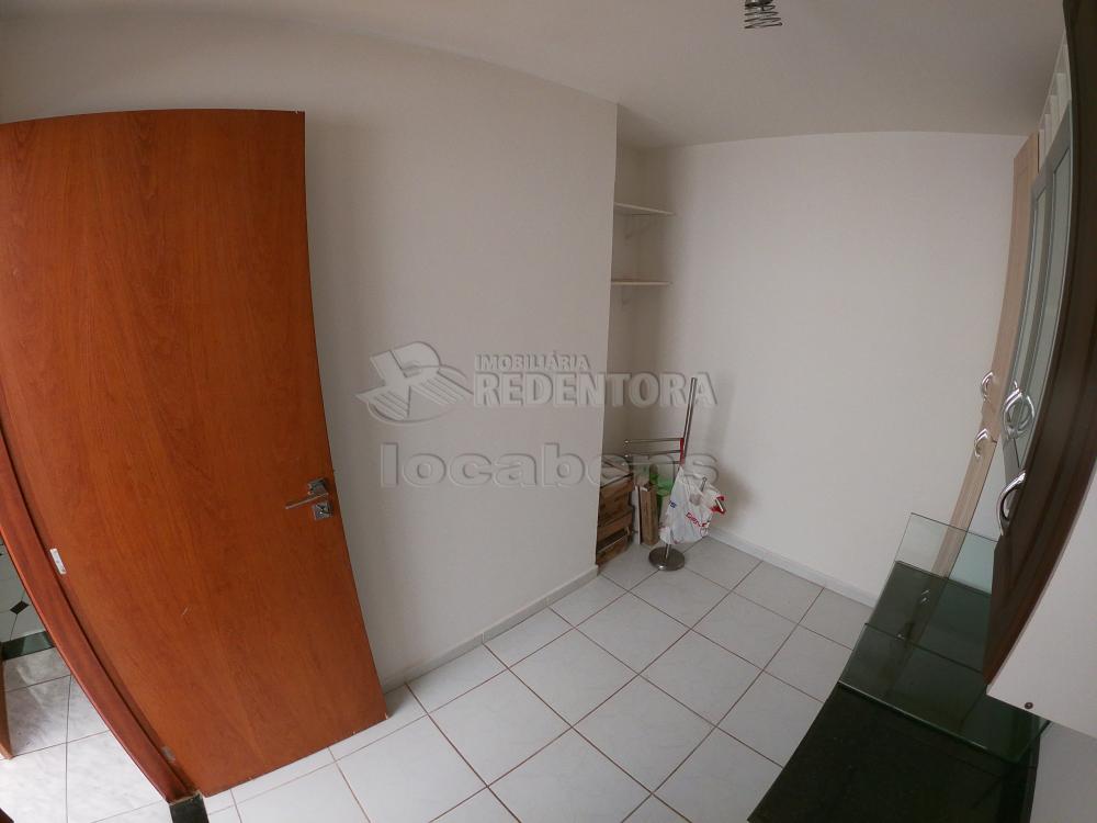 Alugar Apartamento / Padrão em São José do Rio Preto R$ 1.100,00 - Foto 29