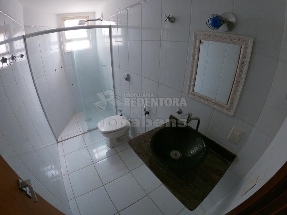 Alugar Apartamento / Padrão em São José do Rio Preto R$ 1.100,00 - Foto 18