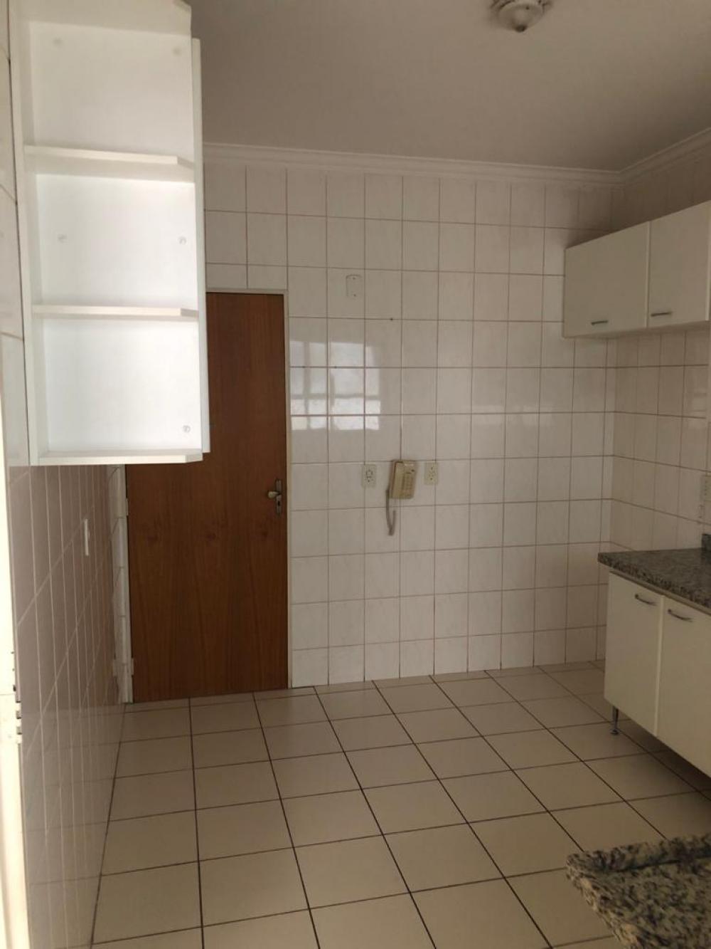 Alugar Apartamento / Padrão em São José do Rio Preto apenas R$ 650,00 - Foto 4