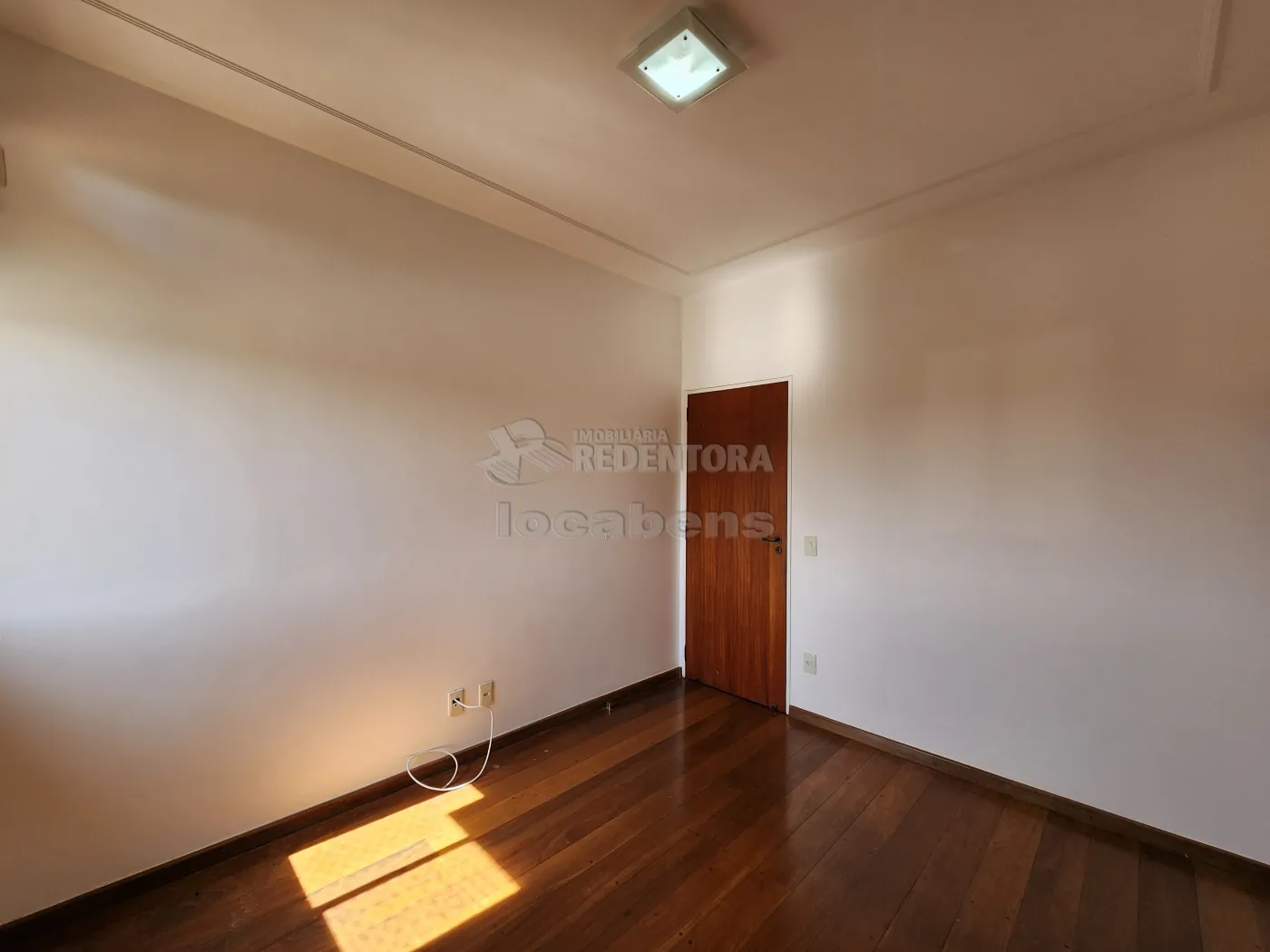 Alugar Apartamento / Padrão em São José do Rio Preto R$ 2.000,00 - Foto 13