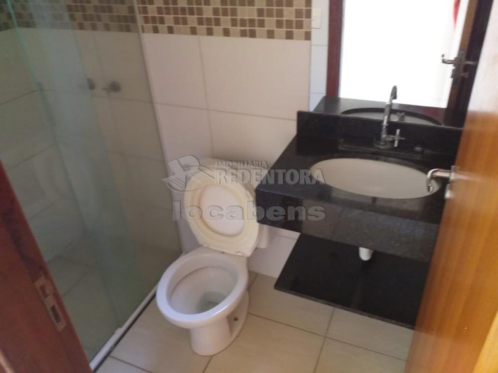 Alugar Apartamento / Padrão em São José do Rio Preto R$ 1.100,00 - Foto 18