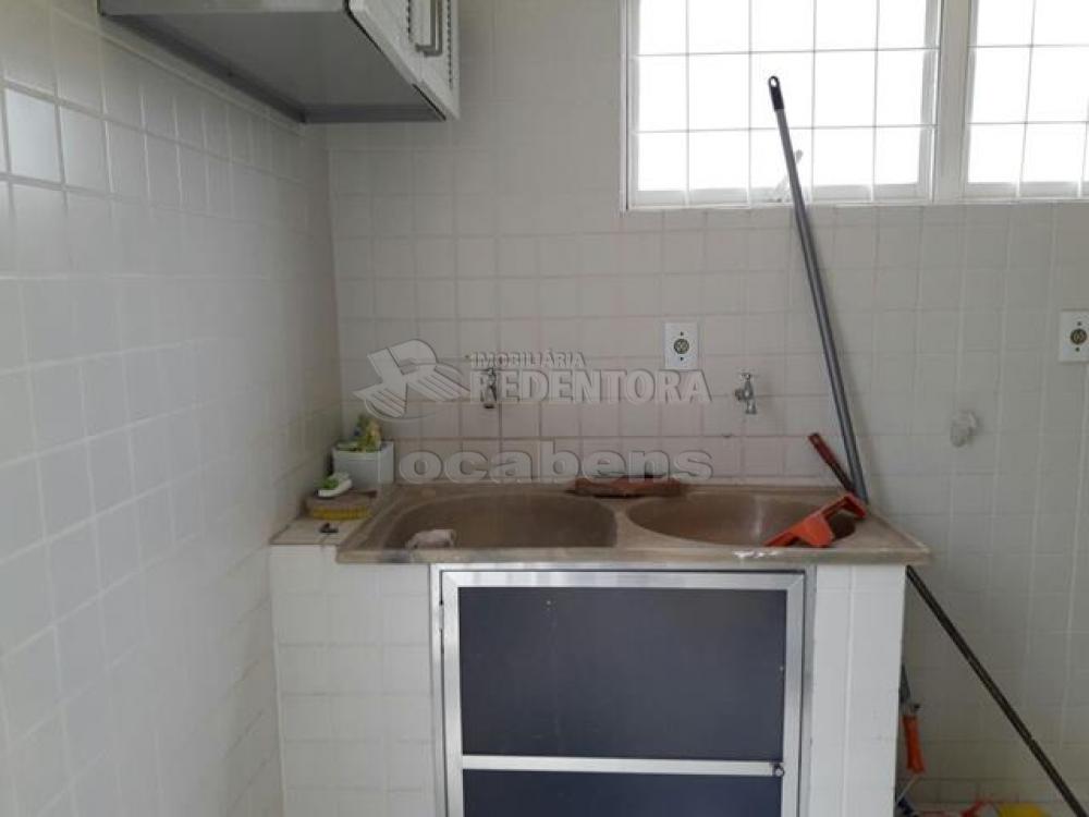 Alugar Casa / Padrão em São José do Rio Preto R$ 3.000,00 - Foto 25